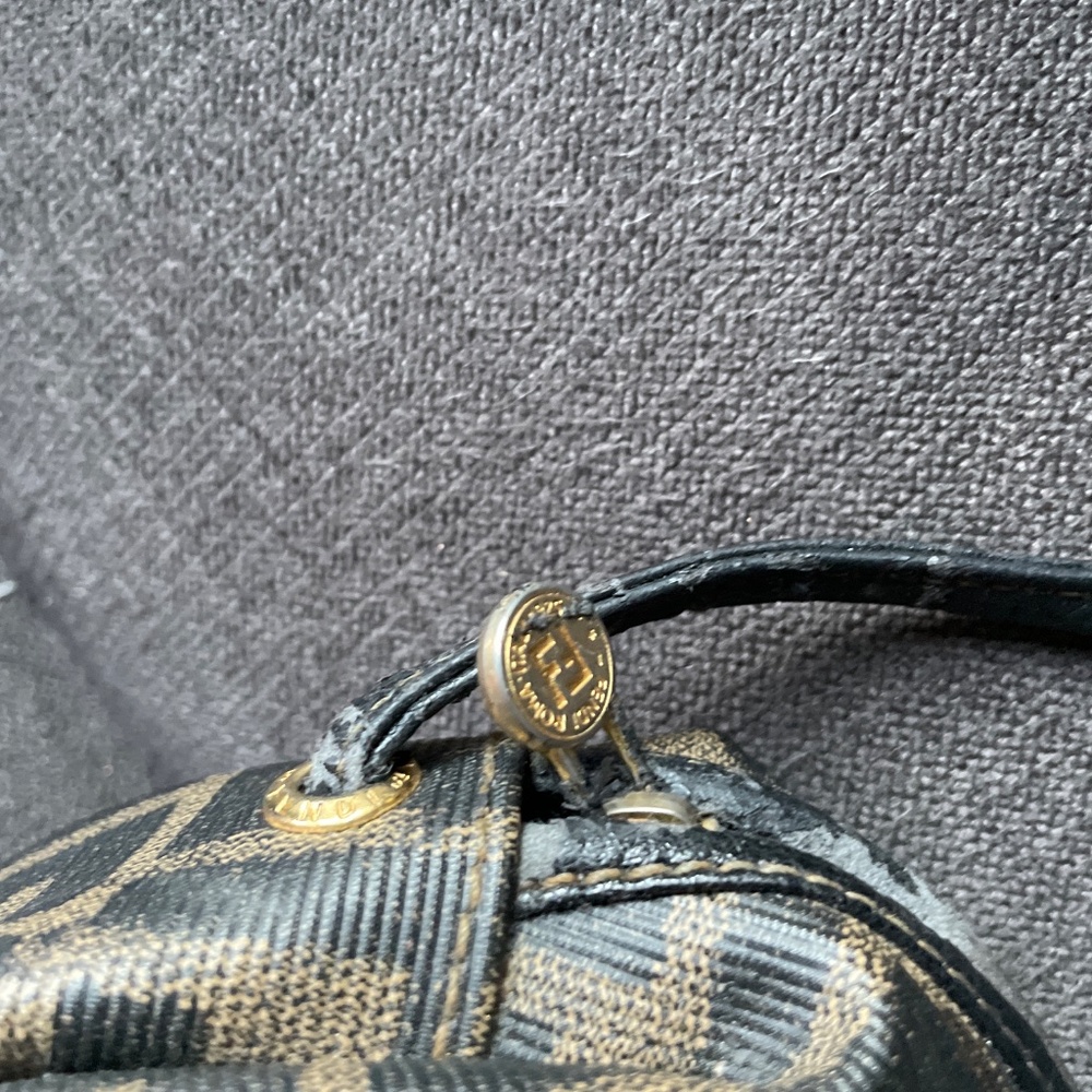 Fendi purse - Picture 3 of 4